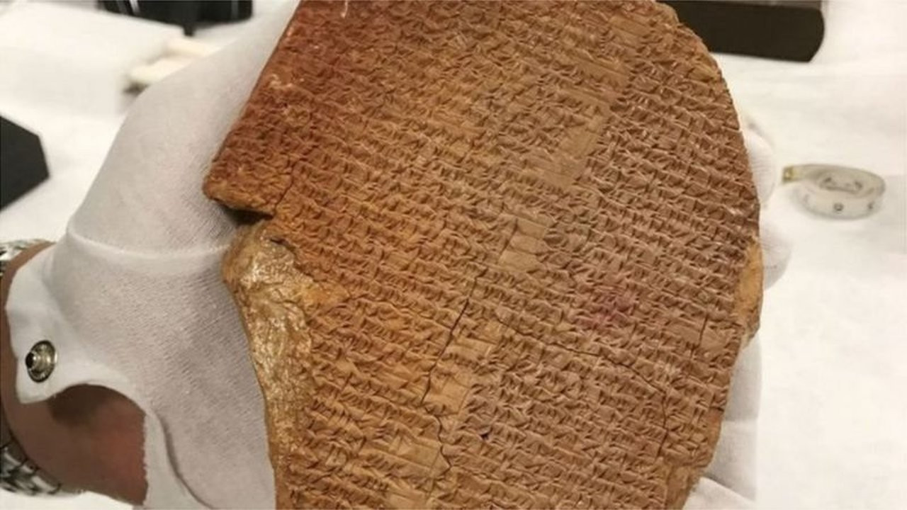 Gılgamış Destanı: ABD, 3500 yıllık Rüya Tableti'ni Irak'a iade ediyor