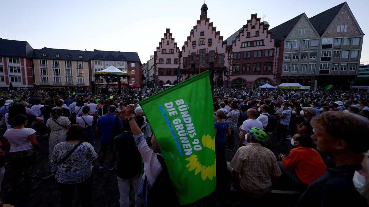 Almanya seçimlerinde Yeşiller'in adayı Annalena Baerbock: Düzeni mi değişimi mi temsil ediyor? - Sayfa 3