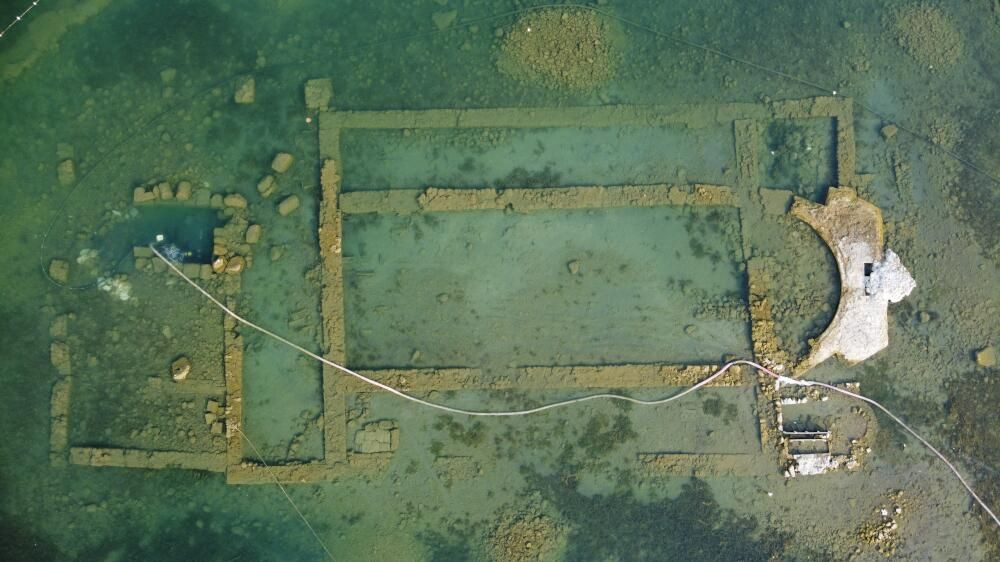 İznik Gölü'ndeki bazilika gömülerek terk edilmiş - Sayfa 1