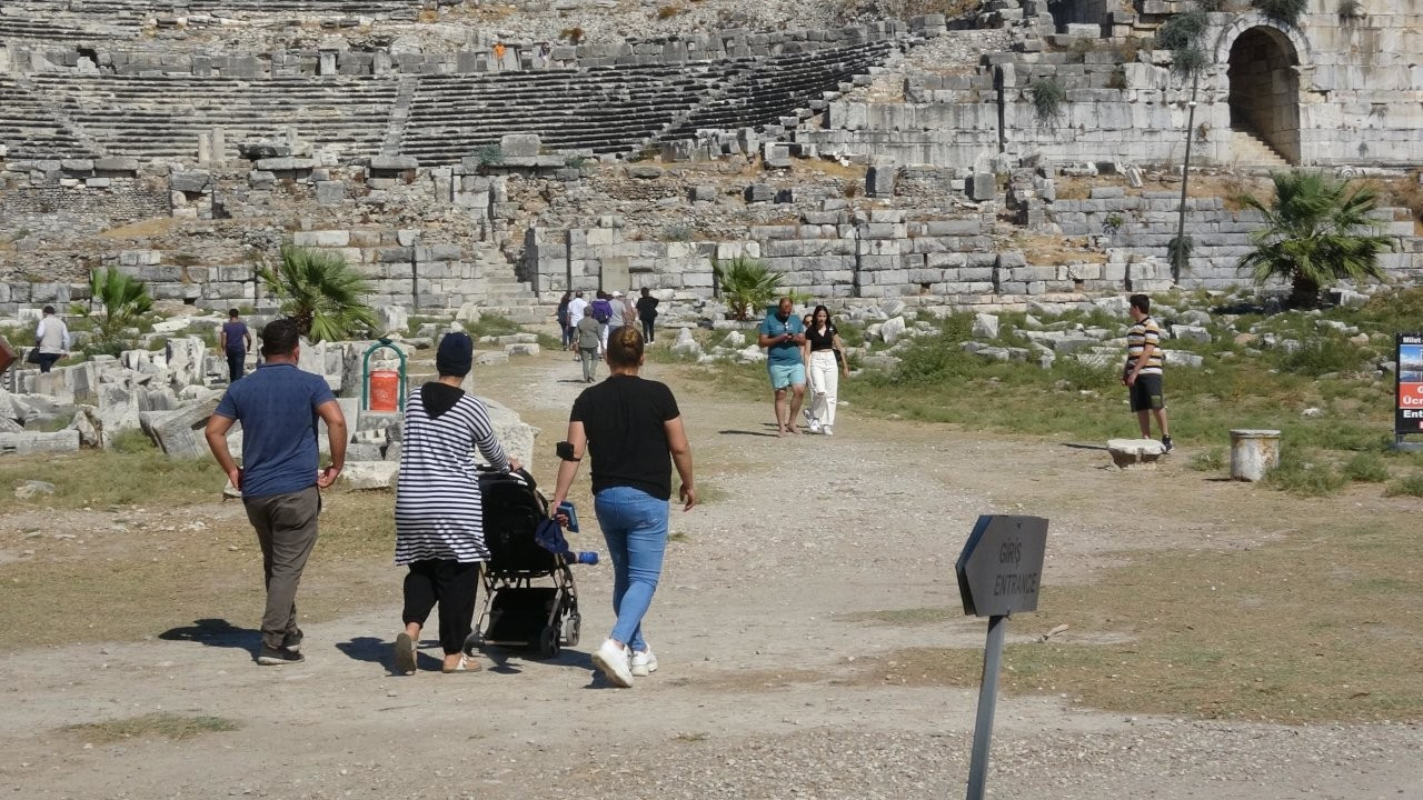 Didim'de 2400 yıllık su mağarası ziyarete açıldı