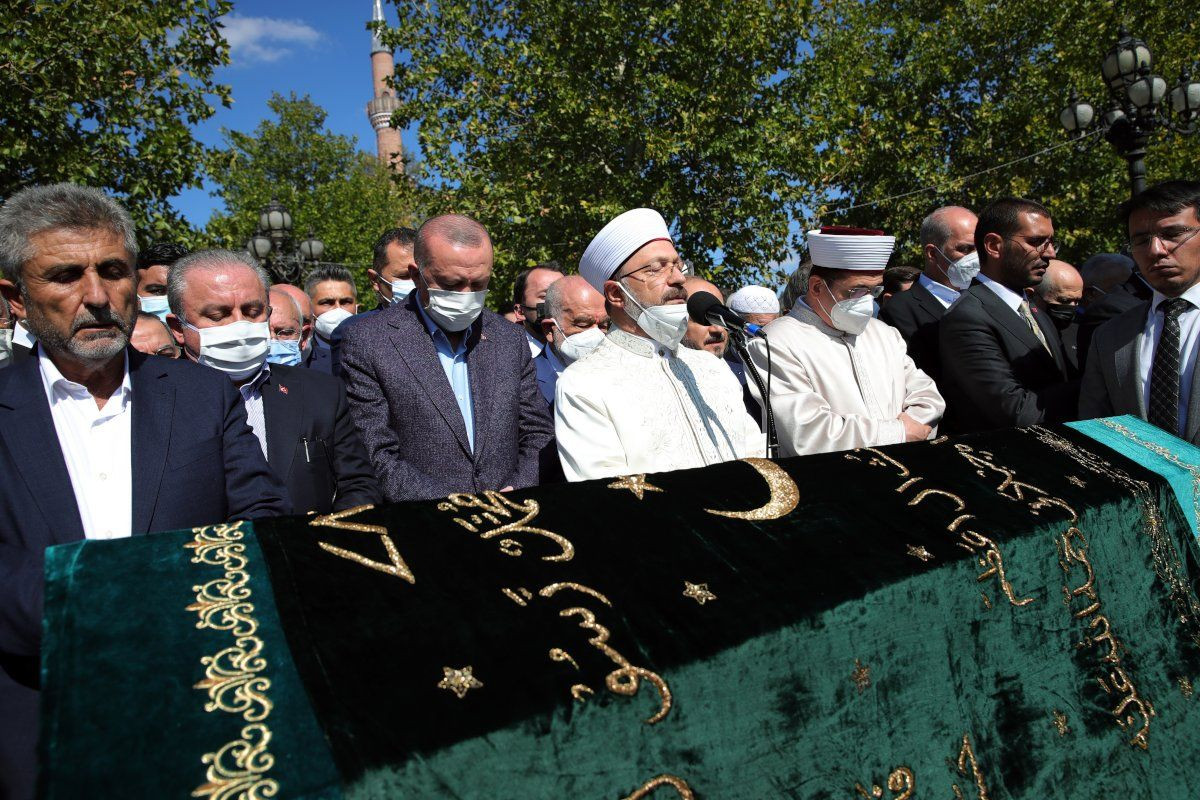 Liderler Asiltürk'ün cenazesinde buluştu - Sayfa 2