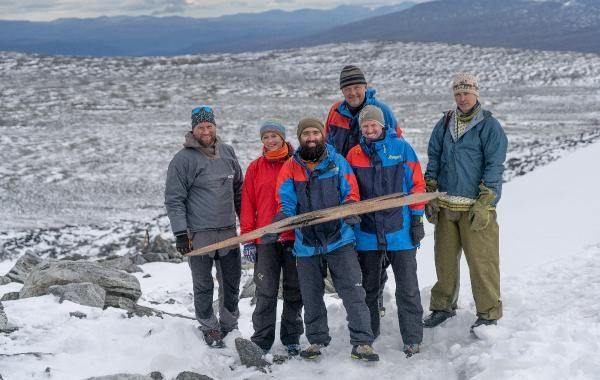 1300 yıllık kayak takımı bulundu - Sayfa 1