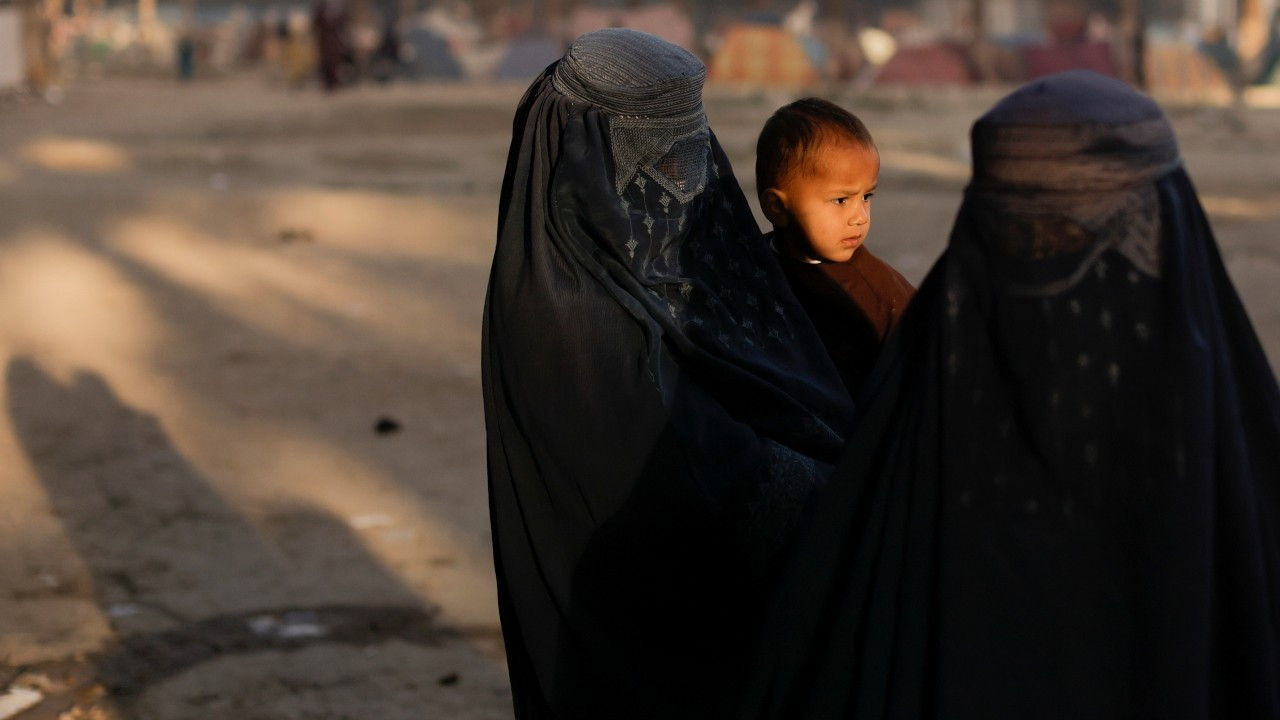 Afganistan'da yetersiz beslenme nedeniyle 1 milyon çocuk ölebilir