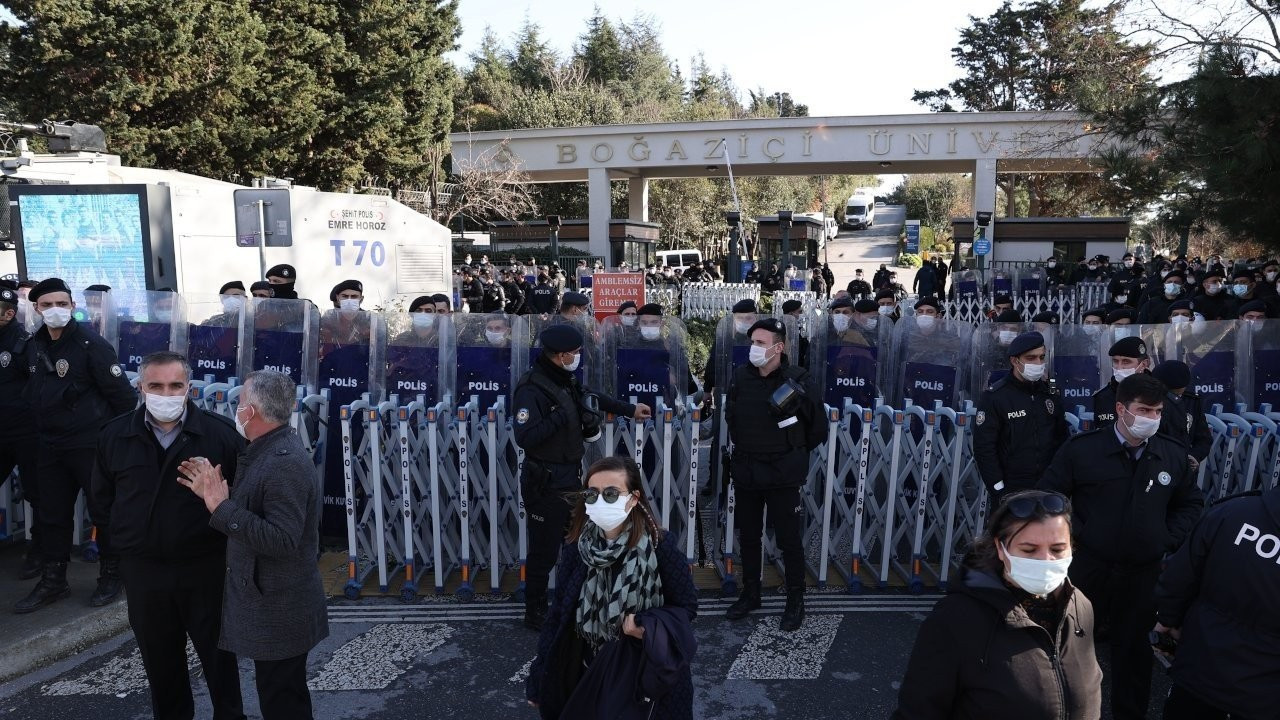 CHP'li Gökçen: Boğaziçi'nde tutuklanan öğrenciler cezaevinde tartaklandı