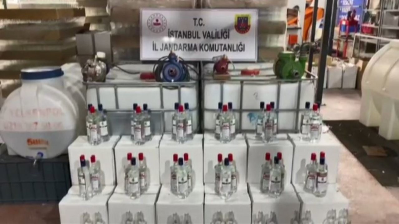 İstanbul'da sahte alkol operasyonu: 10 bin 500 litre etil alkol ele geçirildi