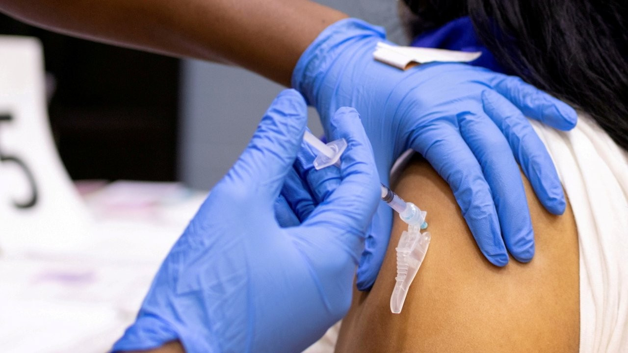 Sağlık Bakanlığı: Hamileler her dönemde Covid-19 aşısı olabilir