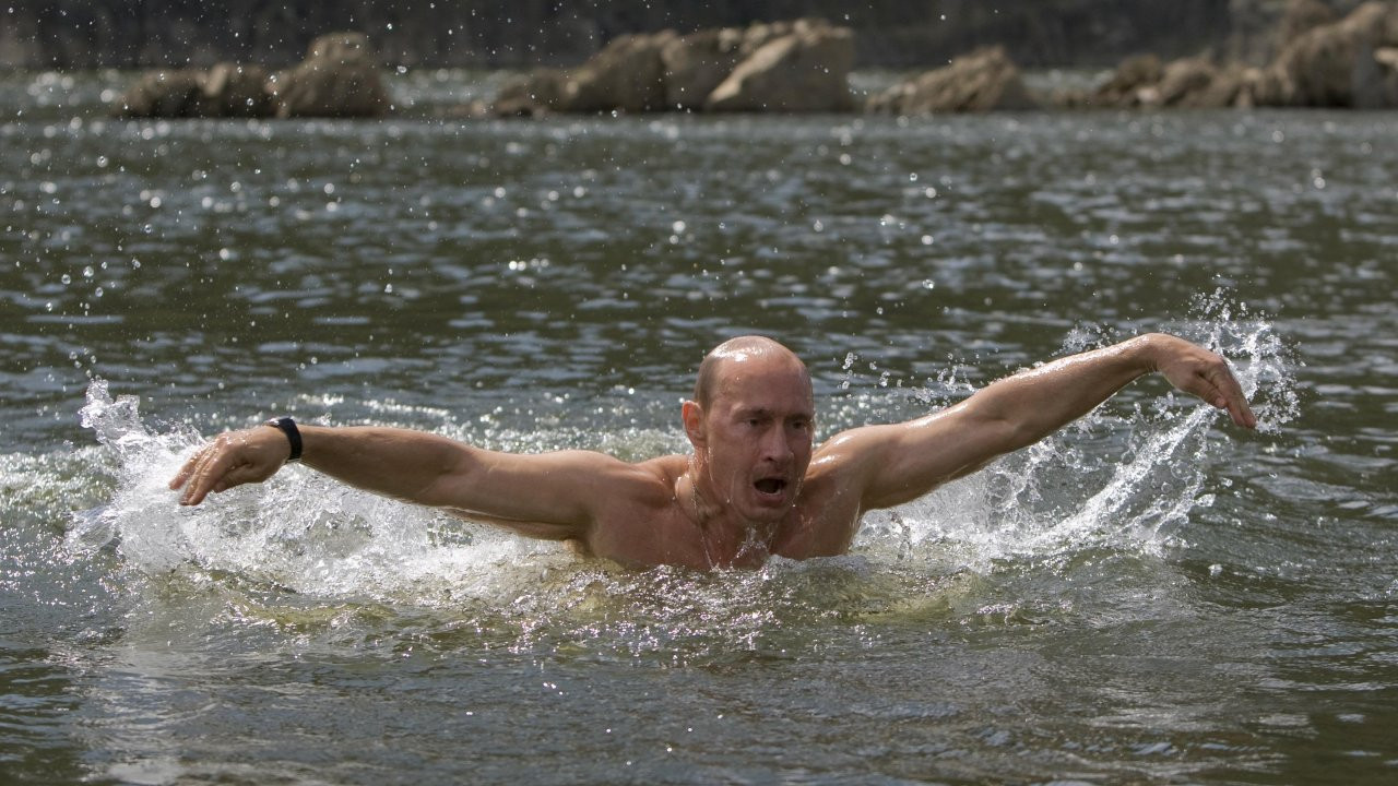 Putin'in öksürük endişesi: Merak etmeyin, soğuk havada egzersiz yaptım