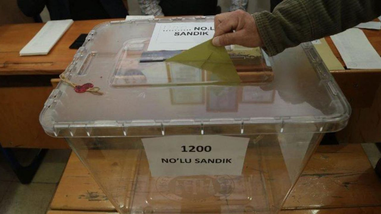Son seçim anketi: AK Parti ve CHP başa baş - Sayfa 1