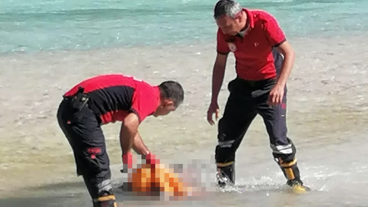 Rafting yaparken botu devrilen doktor vefat etti