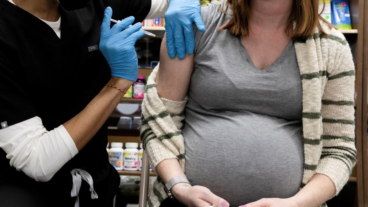Araştırma: Fetüsün cinsiyeti hamilelerde Covid-19 seyrini etkiliyor