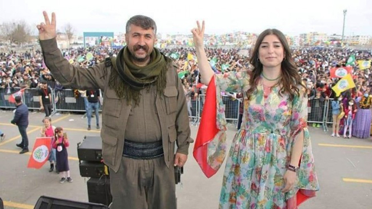 HDP'li eşbaşkanlar Fatma Ablay ile Ömer Kulpu’ya hapis cezası
