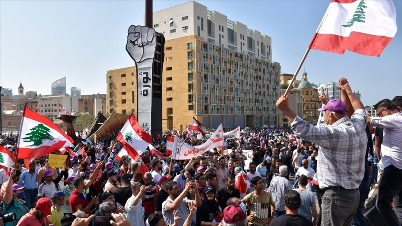 Lübnan'da seçimler Mart 2022'de yapılacak