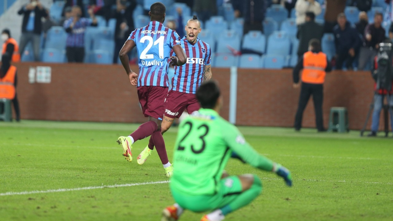 Lider Trabzonspor evinde kazandı: 2 penaltı, 3 gol