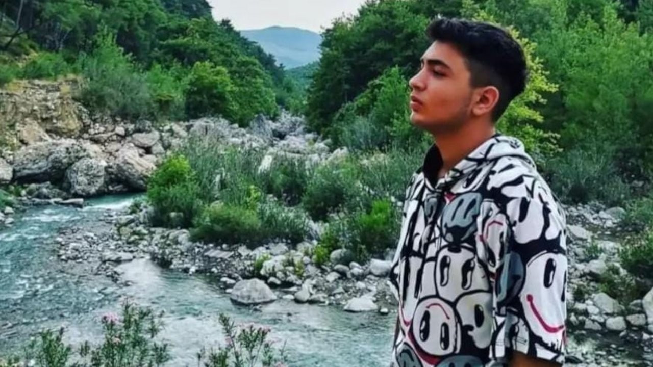 Konserde bıçaklanan 15 yaşındaki Ozan Özdoğan kurtarılamadı