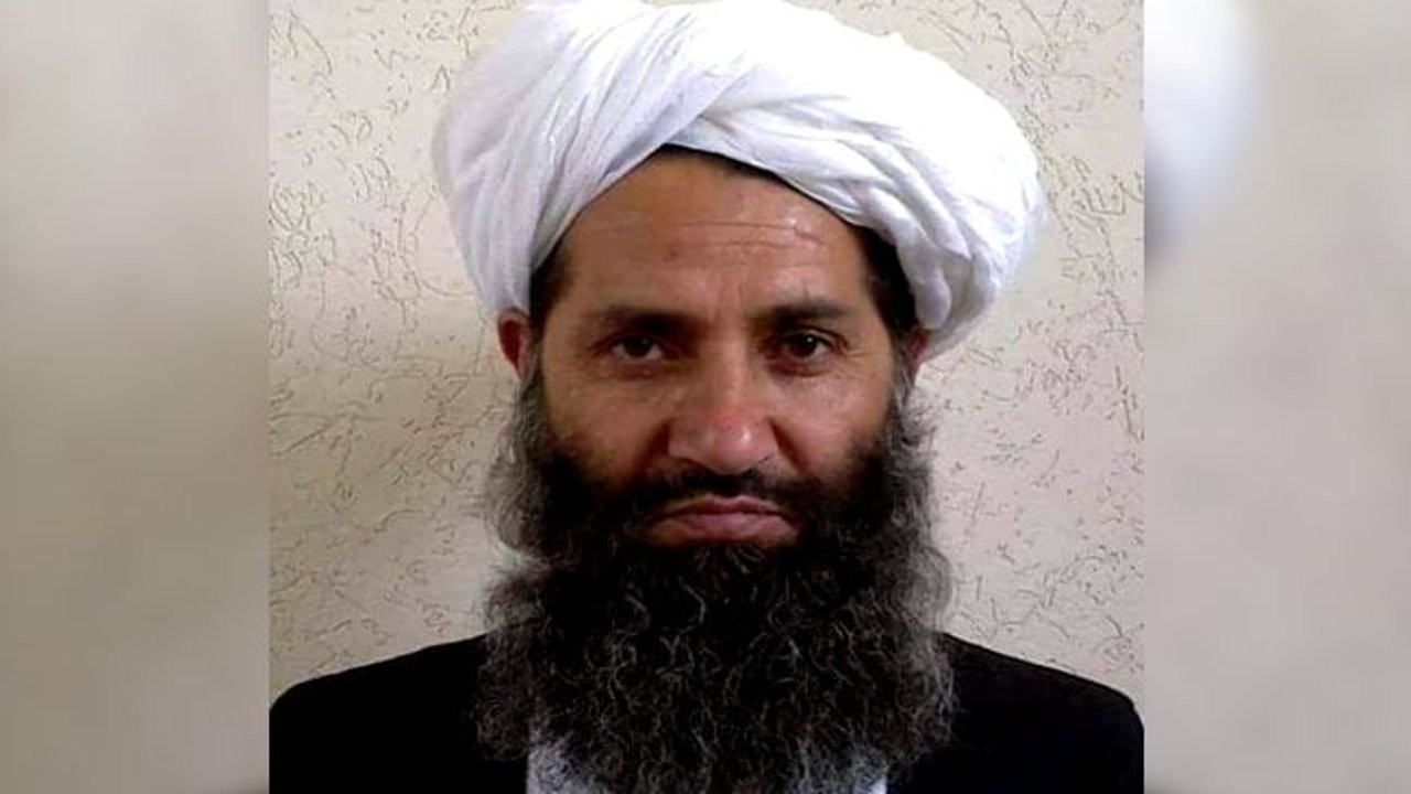 'Öldü' denilen Taliban lideri Kandahar'da 'ortaya çıktı'