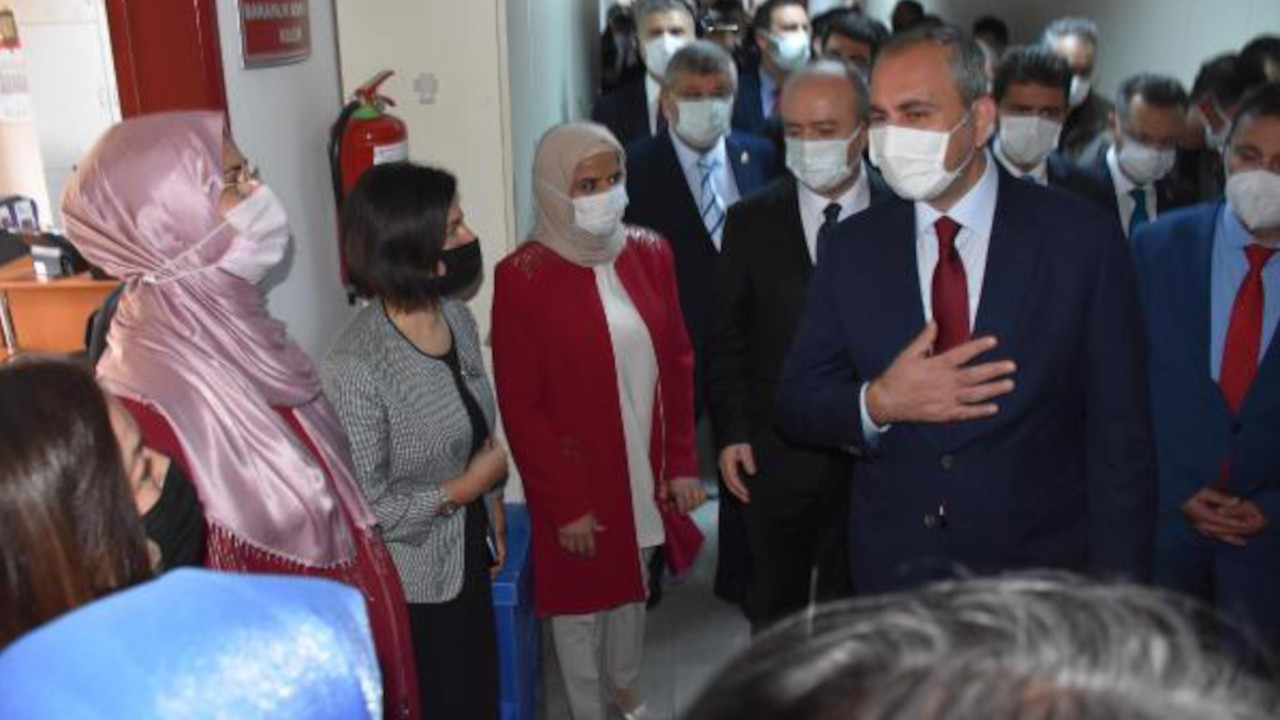 Adalet Bakanı Gül: İnsanımıza bakınca hak ve özgürlük görüyoruz