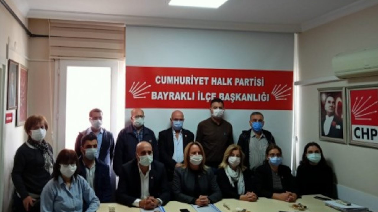 Bayraklı CHP'de toplu istifa: İktidara yürüyen partimize engel olmayız