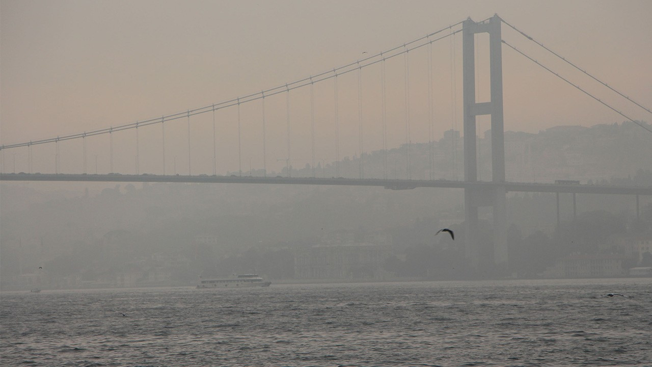 İstanbul Boğazı transit gemi geçişlerine kapatıldı