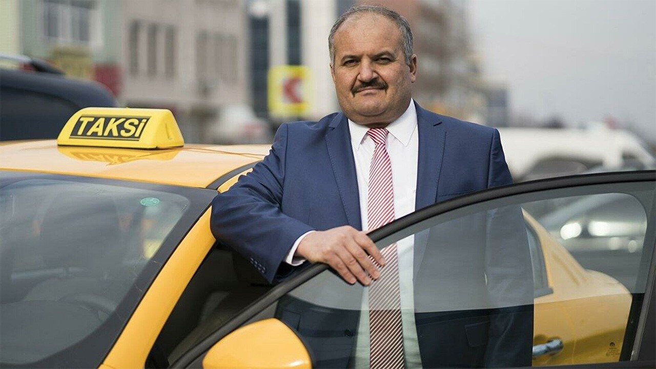 İstanbul Taksiciler Esnaf Odası Başkanı Eyüp Aksu zam istedi