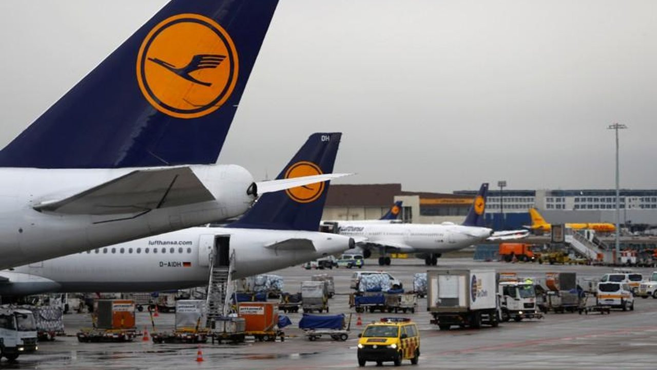 Alman hava yolu şirketi Lufthansa, grev nedeniyle 800 uçuşu iptal etti
