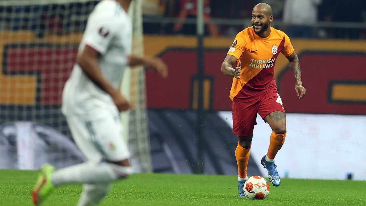 Lokomotiv Moskova'yla berabere kalan Galatasaray liderliğini sürdürdü