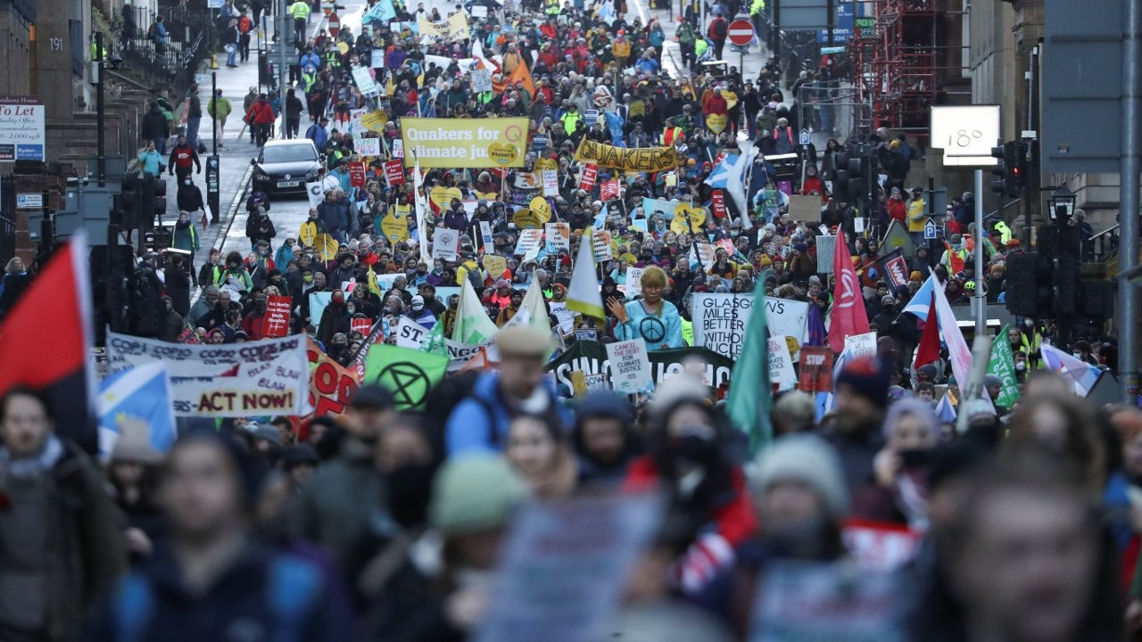 COP26: Protestoculardan daha cesur adım çağrısı
