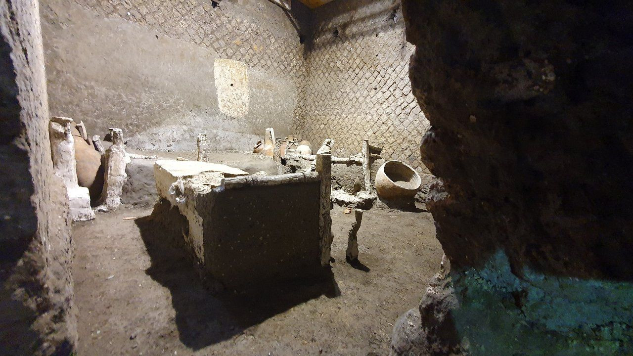 Pompeii'de 'köle odası' bulundu - Sayfa 3