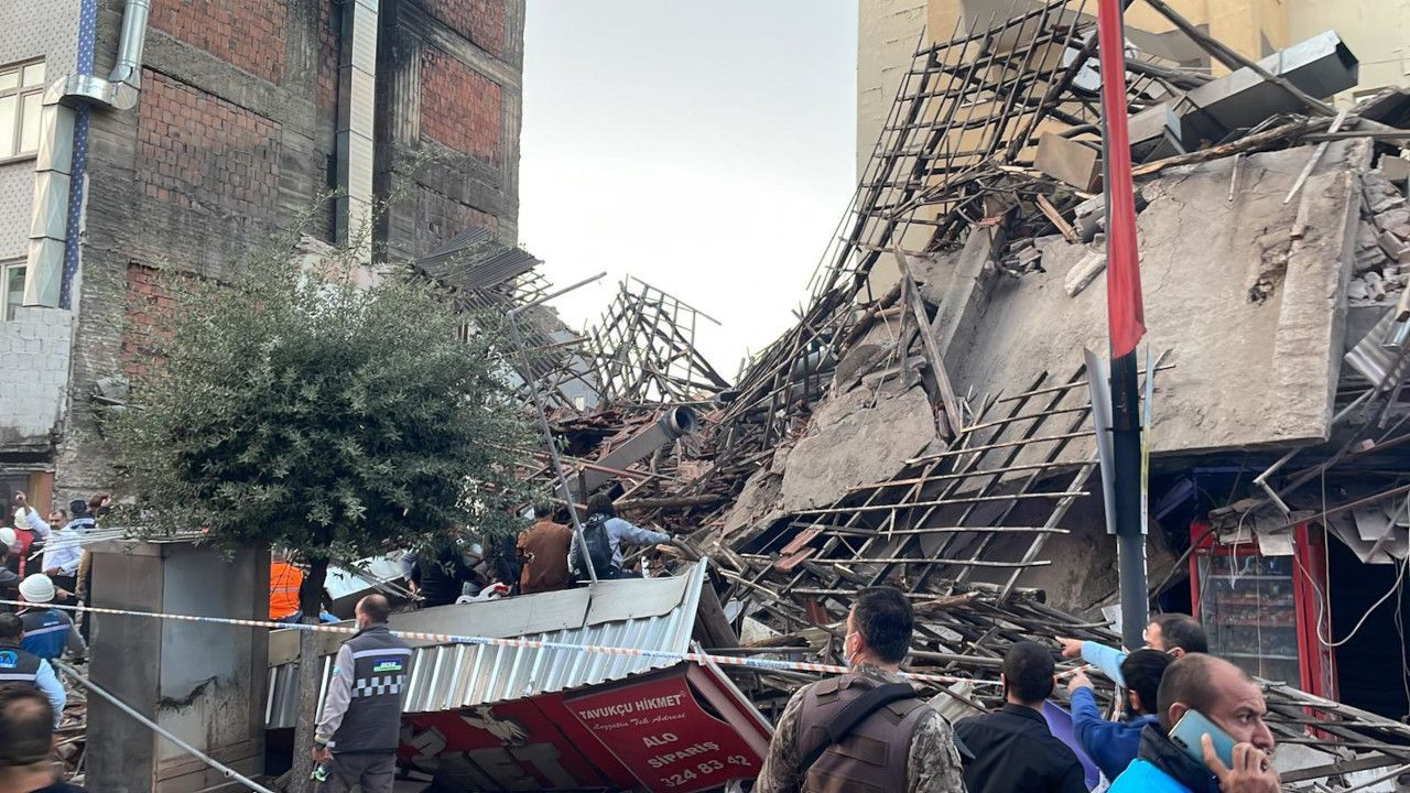 Malatya'da çöken binadan ilk görüntüler - Sayfa 2