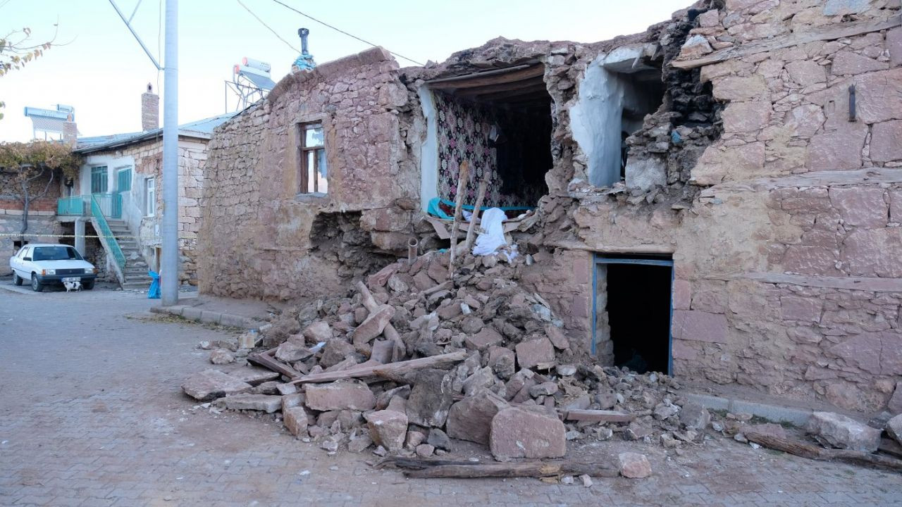 Konya depreminde hasarlı bina sayısı belli oldu - Sayfa 1