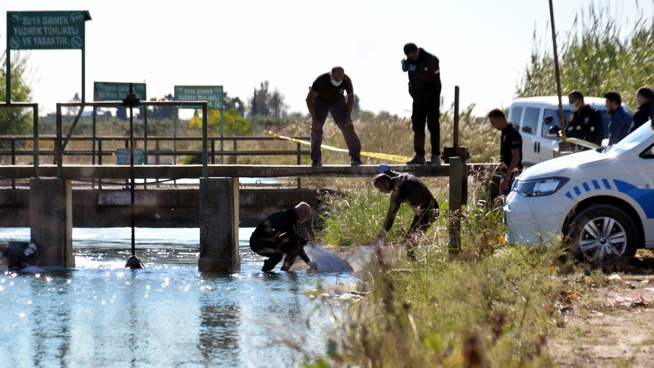 Adana'da kanalda çuval içinde ceset bulundu