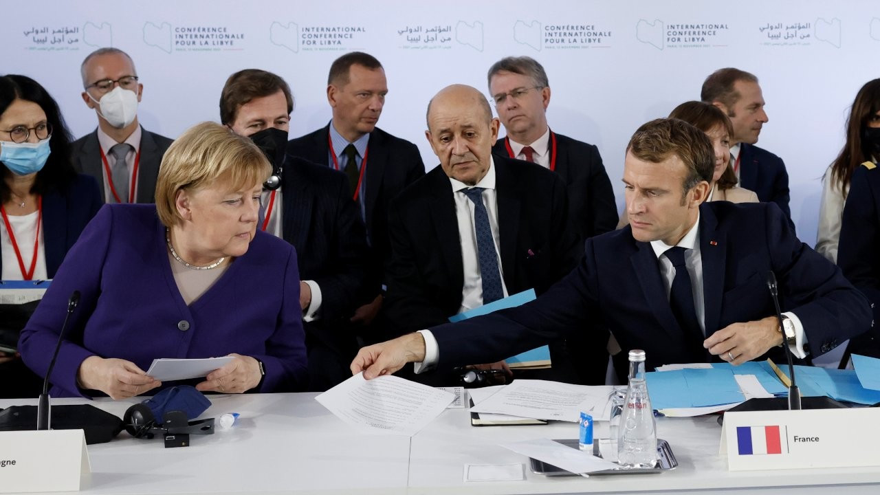 Macron: Rusya ve Türkiye, Libya'daki paralı askerlerini gecikme olmaksızın çekmeli