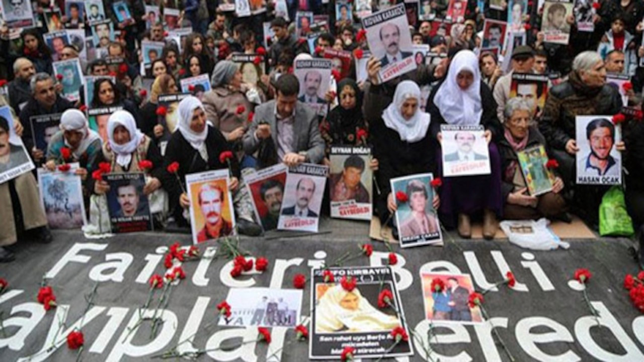 Cumartesi Anneleri'nden Gezi kararına şiirli tepki: Kimse dokunamaz bizim suçsuzluğumuza