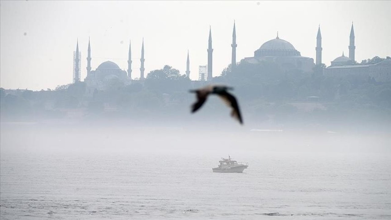İstanbul'da sis etkisi: İstinye-Yeniköy arası gemi geçişlerine kapandı