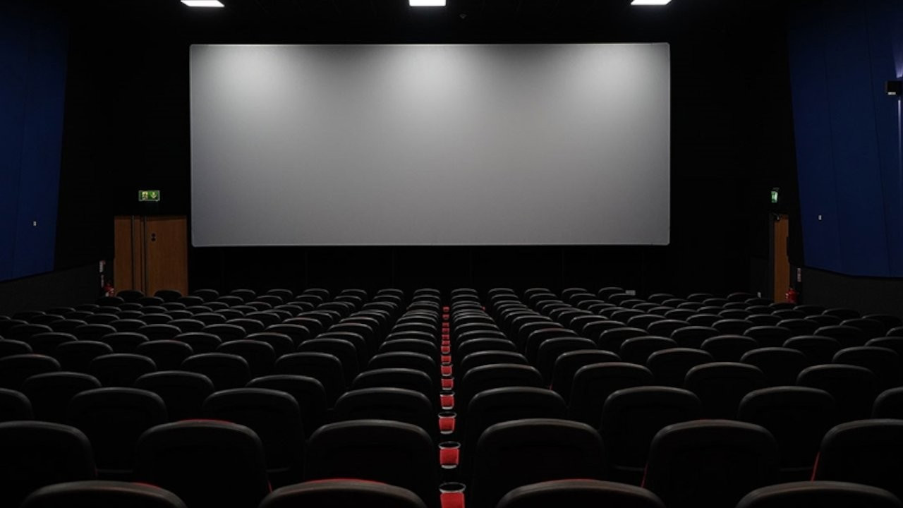 Cineworld açıkladı: Sinemalardan elde edilen gelir pandemi öncesine yaklaştı