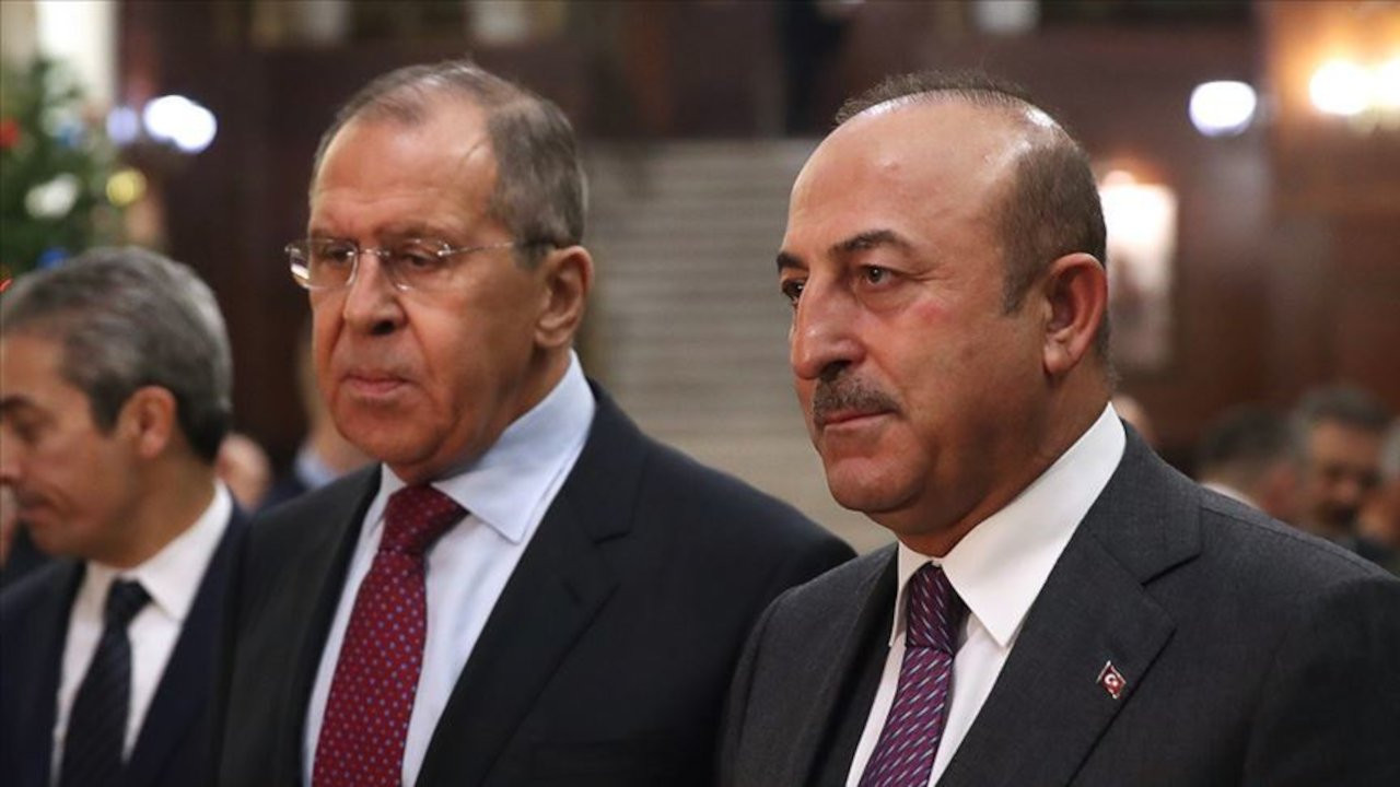Lavrov'la görüşen Çavuşoğlu: Askeri operasyonları durdurun