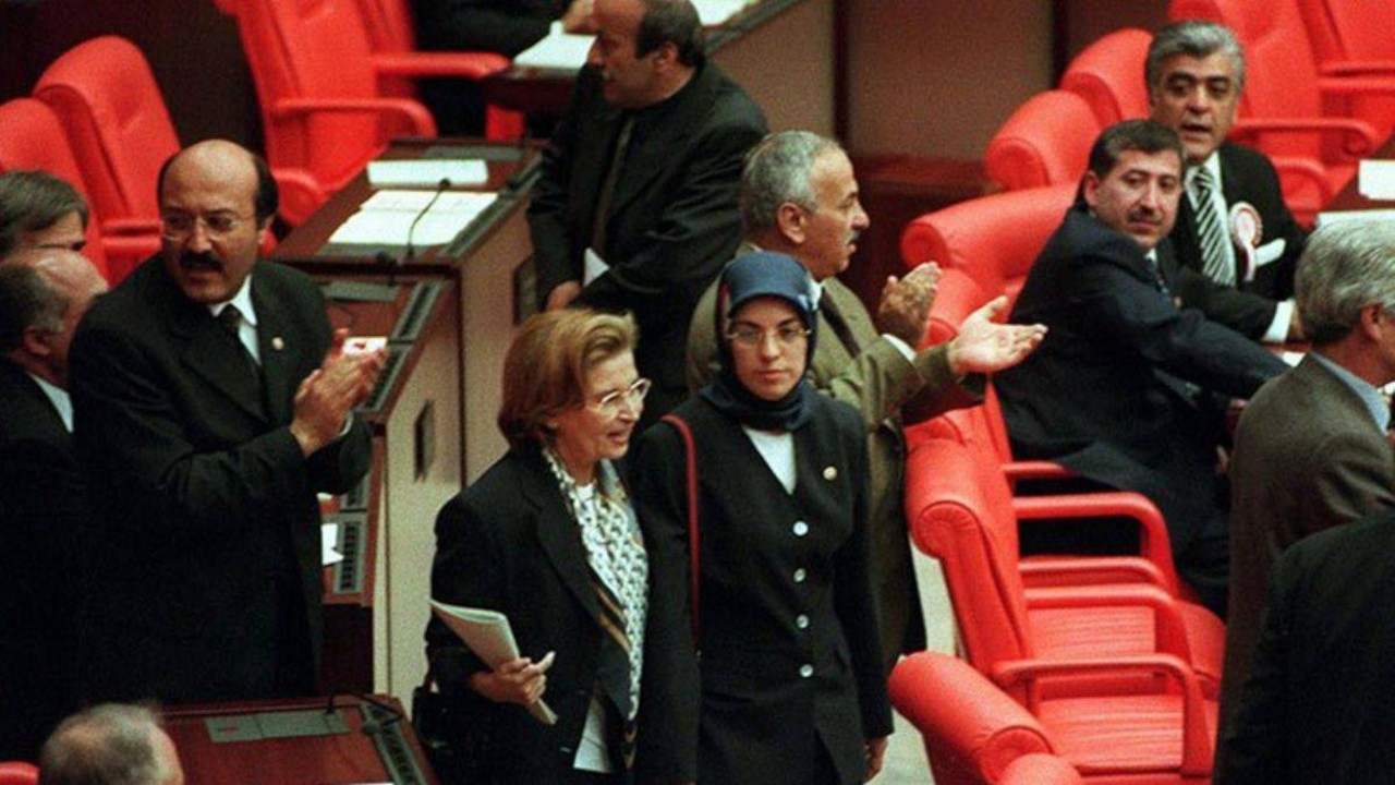 Eski Adalet Bakanı İsmail Müftüoğlu: Merve Kavakçı Meclis'e geç gelecekti, Abdullah Gül kriz çıkarttırdı