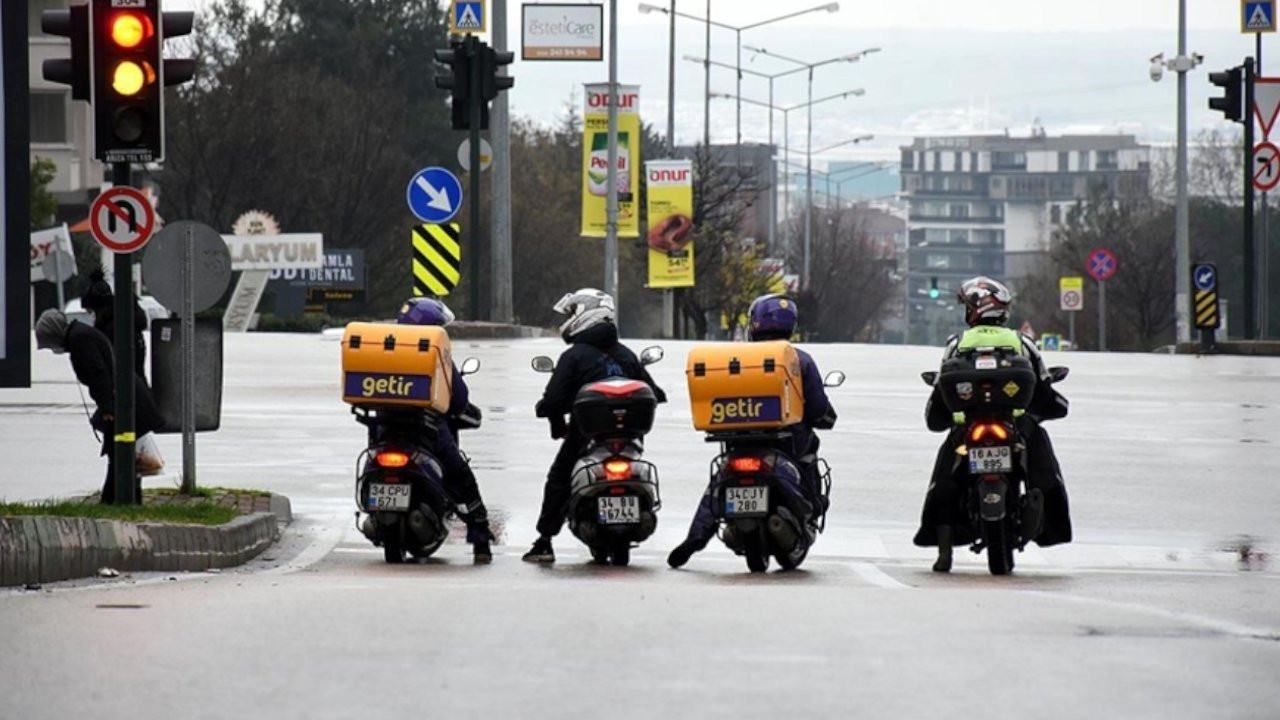 İstanbul'da motosiklet, scooter ve motokuryelere trafik yasağı sürüyor