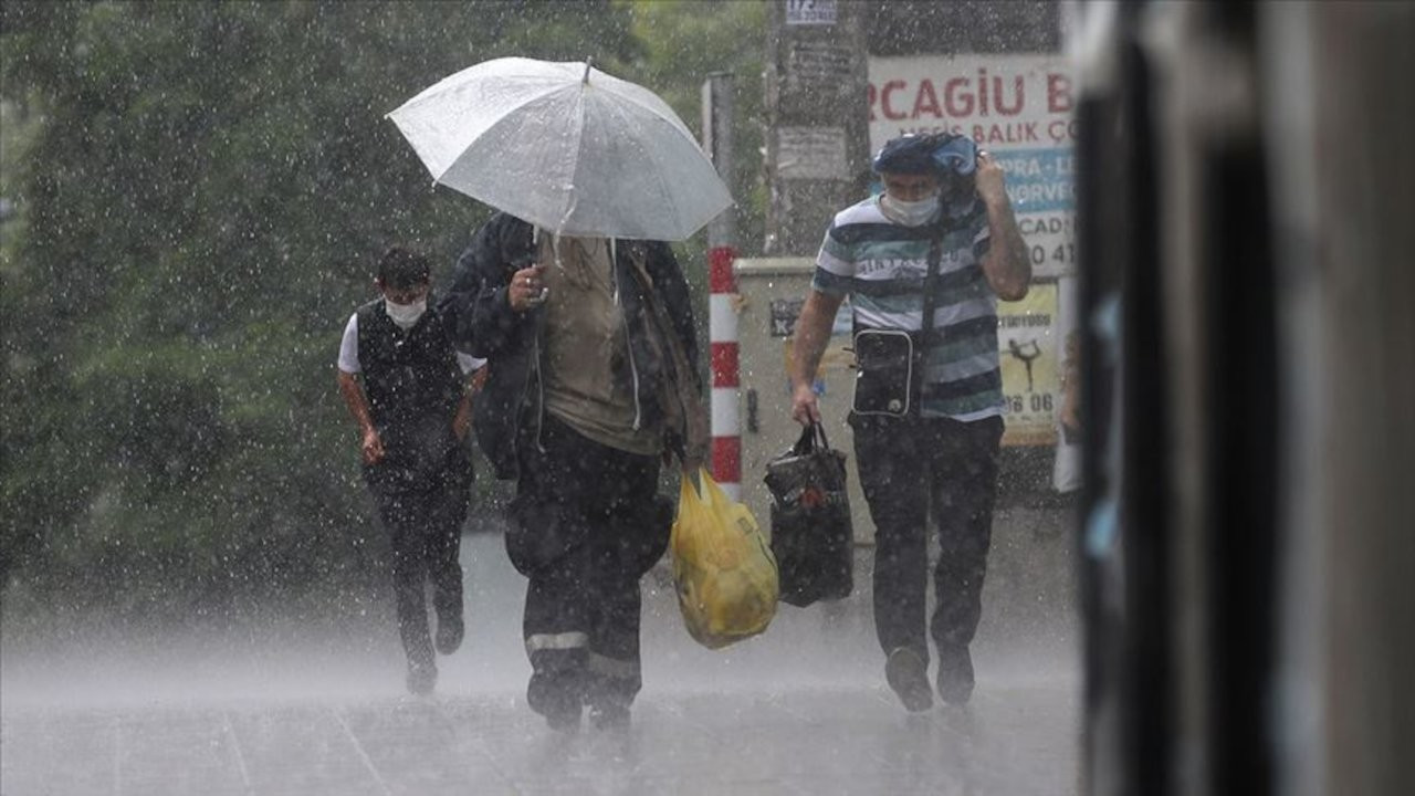 İzmir Valiliği uyardı: Sağanak yağış 30 saat sürecek