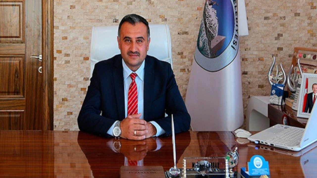 AK Partili başkandan Erdoğan'a 'Seyrani' tepkisi: Vefasızlık