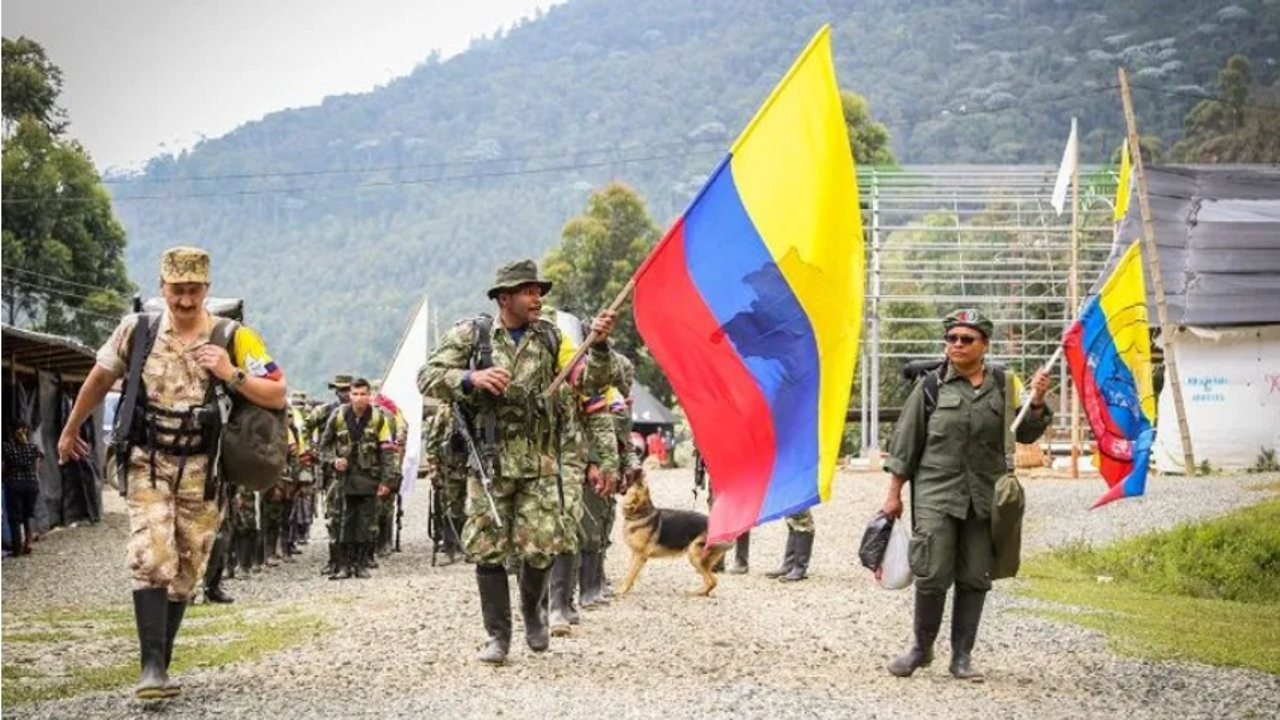 ABD FARC'ı terör listesinden çıkarıyor