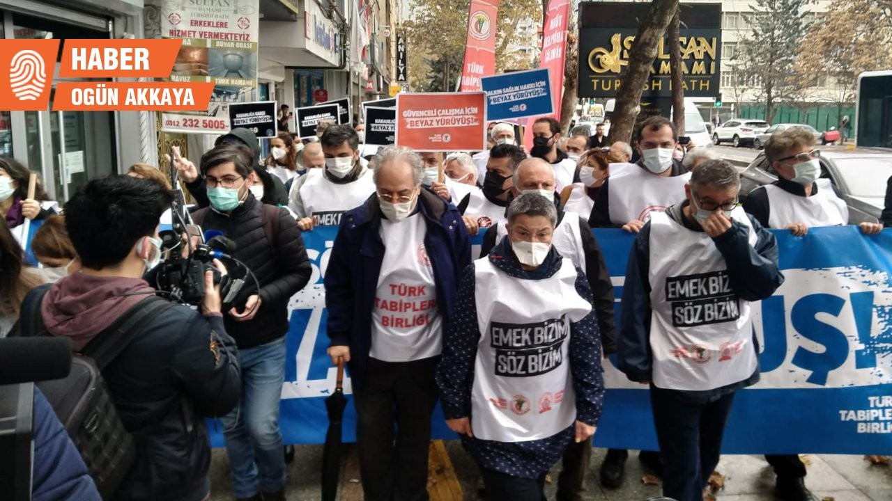 TTB’nin Beyaz Yürüyüşü Ankara’da: Hekimler yürüyor, mücadele büyüyor