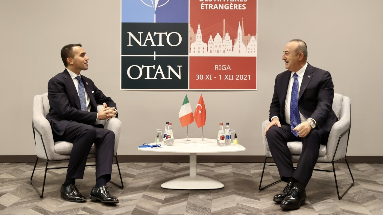 Çavuşoğlu, İtalya Dışişleri Bakanı Di Maio ile görüştü