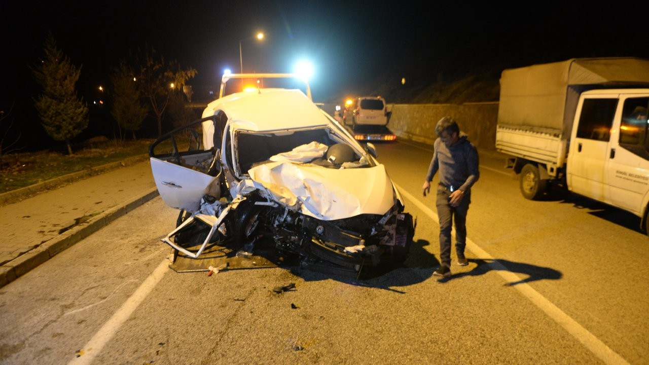 Bingöl'de kaza: 2'si ağır 7 yaralı
