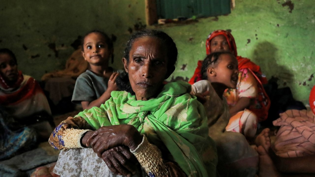 Etiyopya'da depolar yağmalandı, BM iki kasabada yardımı askıya aldı