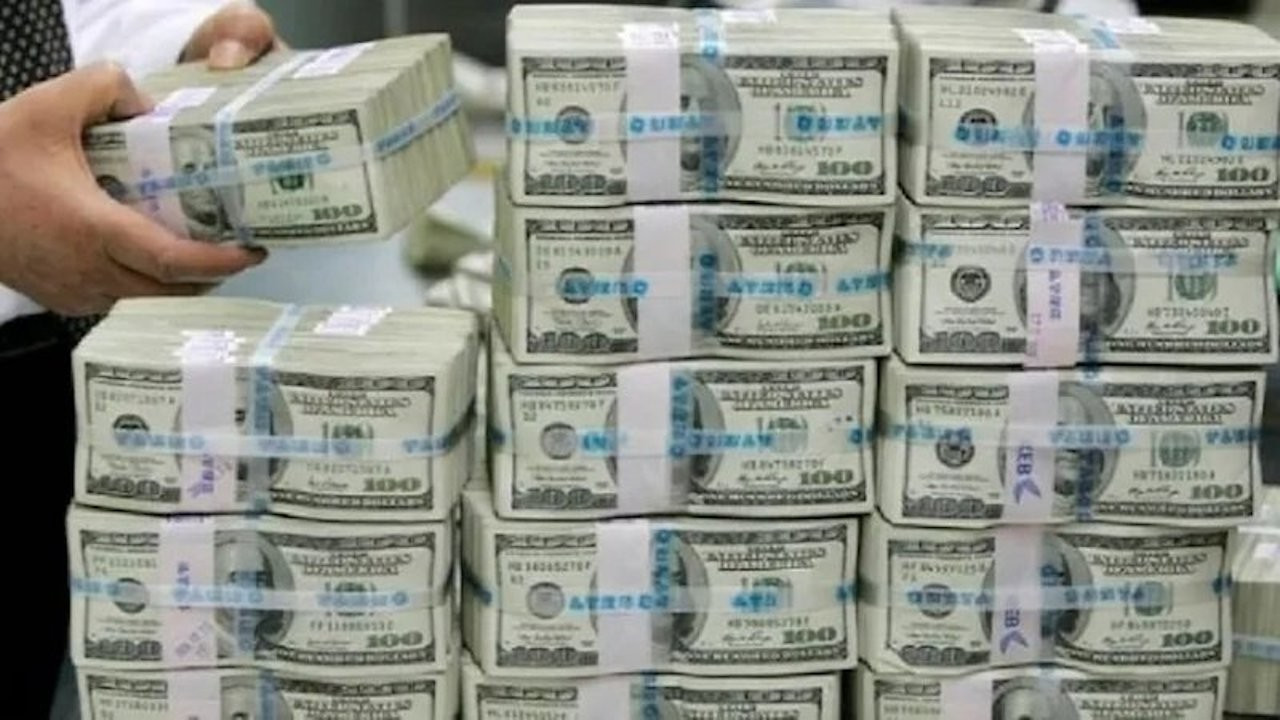 Merkez Bankası: Yıllık cari açık 15 milyar dolara geriledi