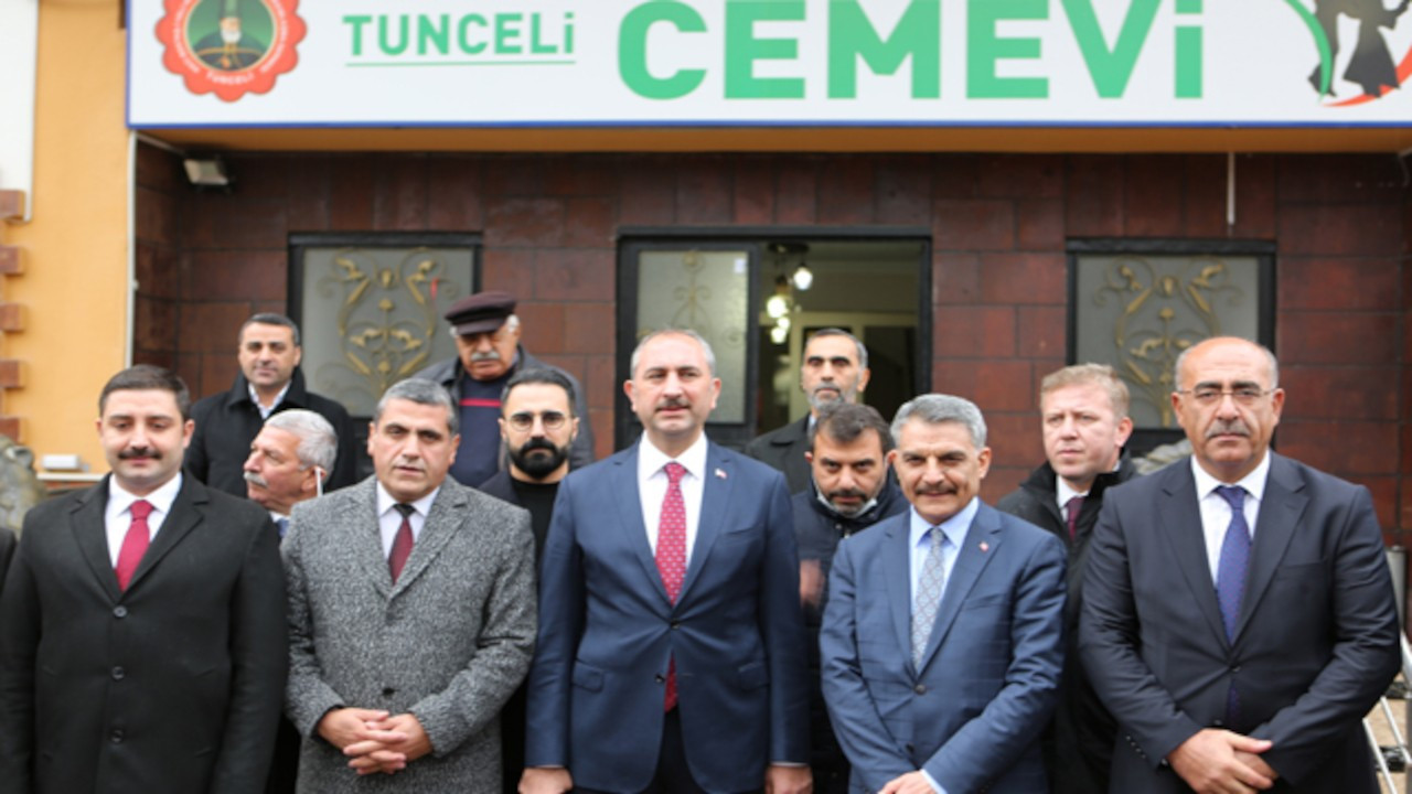 Adalet Bakanı Gül: Cemevlerine yasal statü için çalışmalarımızı yaptık
