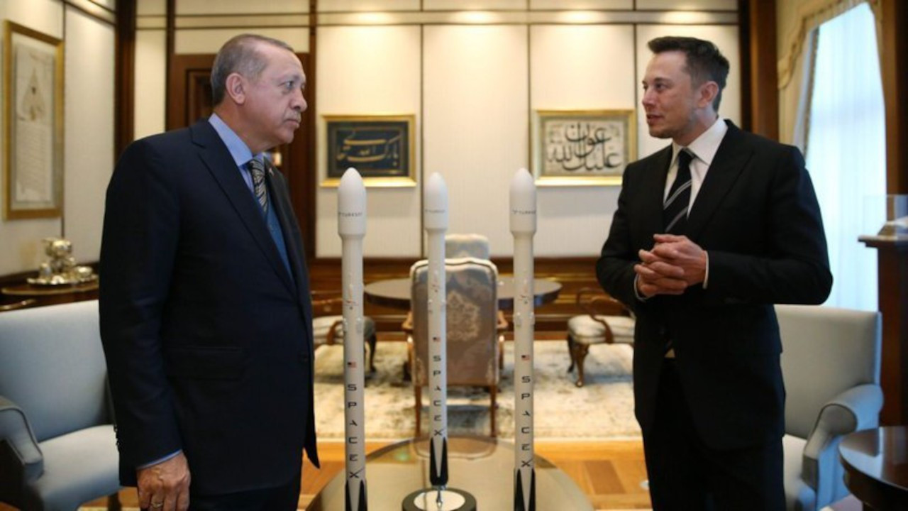 Erdoğan: Elon Musk'ı şantaja boyun eğmediği için tebrik ediyorum