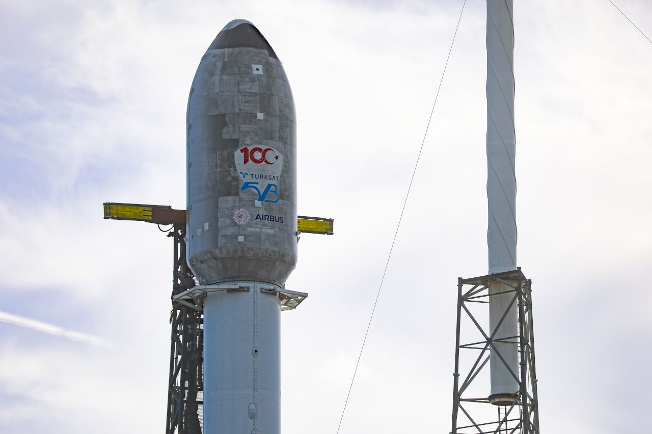 Türksat 5B uydusu fırlatma için Space X rampasında - Sayfa 2