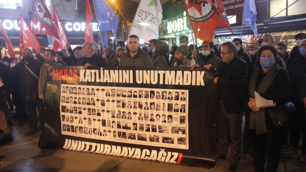 Maraş Katliamı'nda öldürülenler İzmir'de anıldı