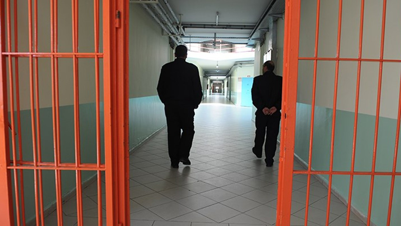 Muğla Cezaevi'nde bir koğuşta 11 mahkum Covid-19 çıktı